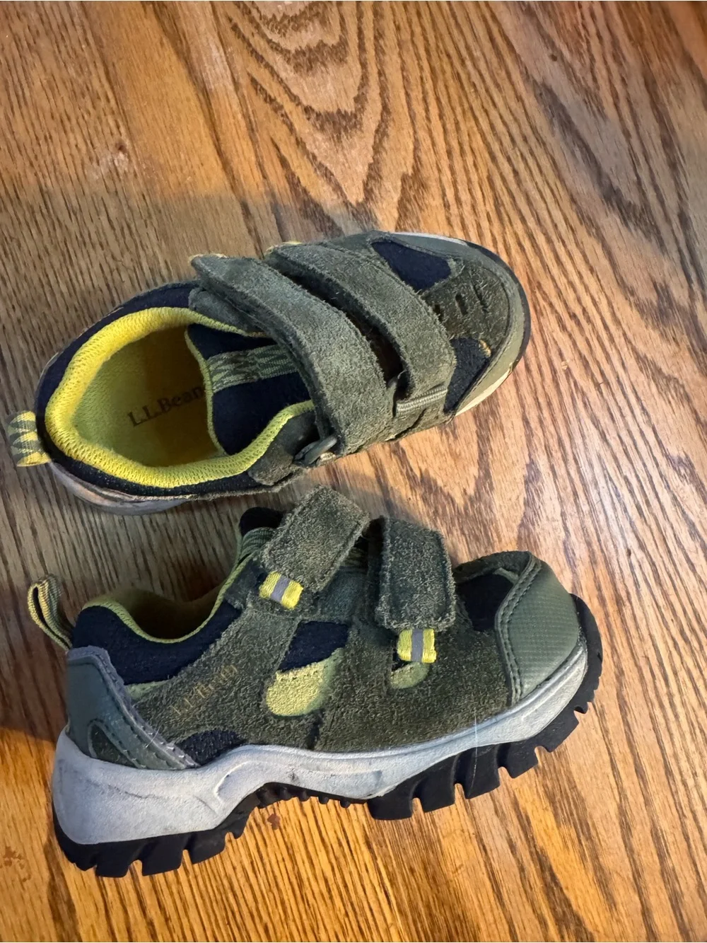 L.L. Bean Olive Green and Yellow Kids Velcro Trail Sneakers toddler size 8